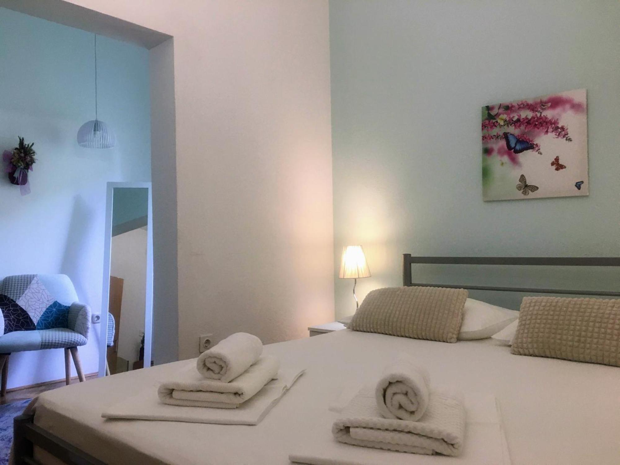 Leut Apartment