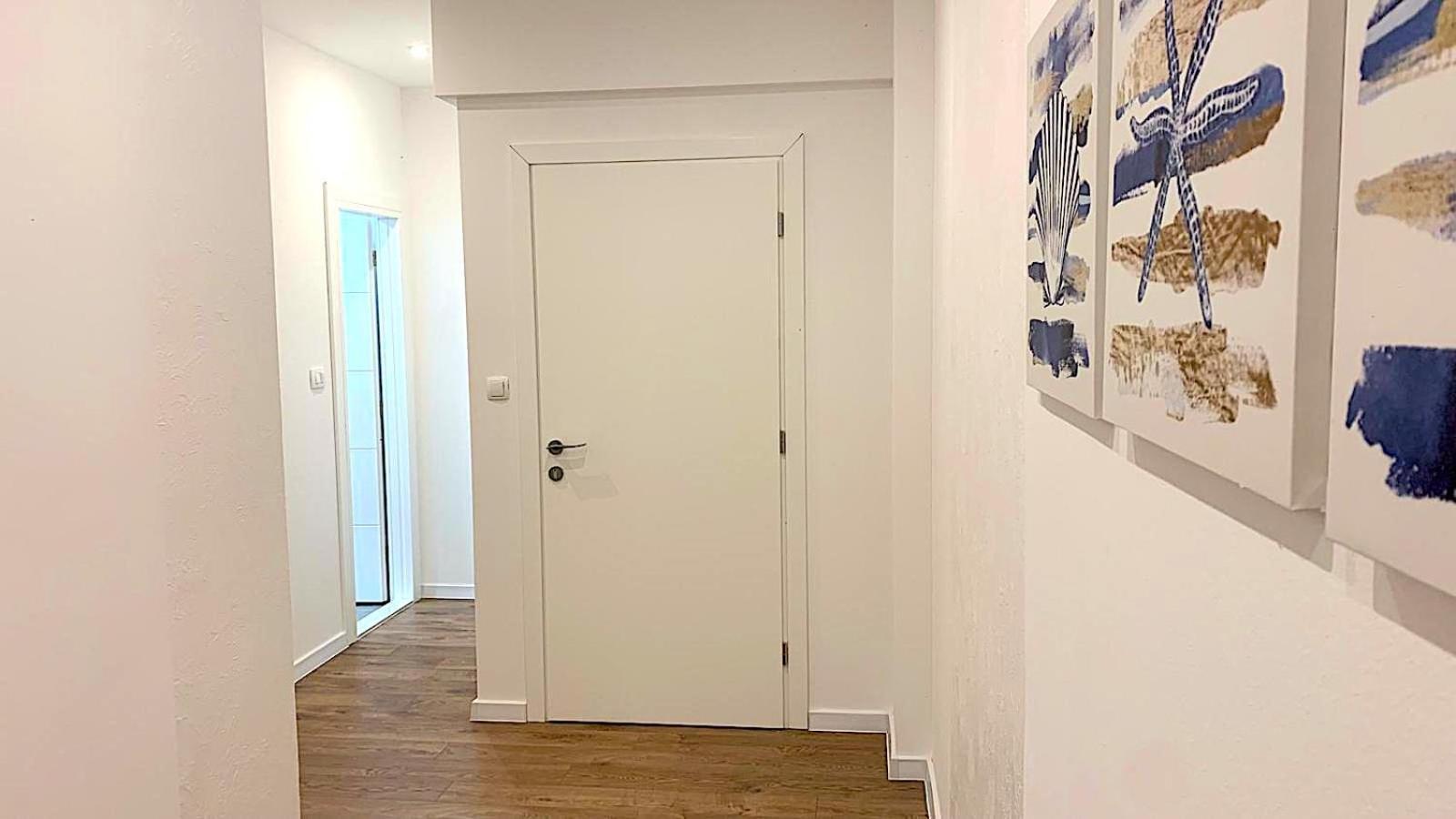 Leut Apartment Drasnice