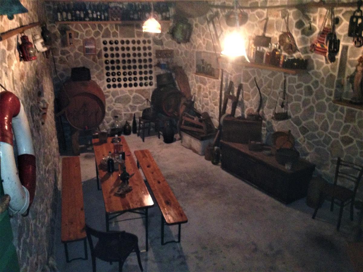 Leut Apartment