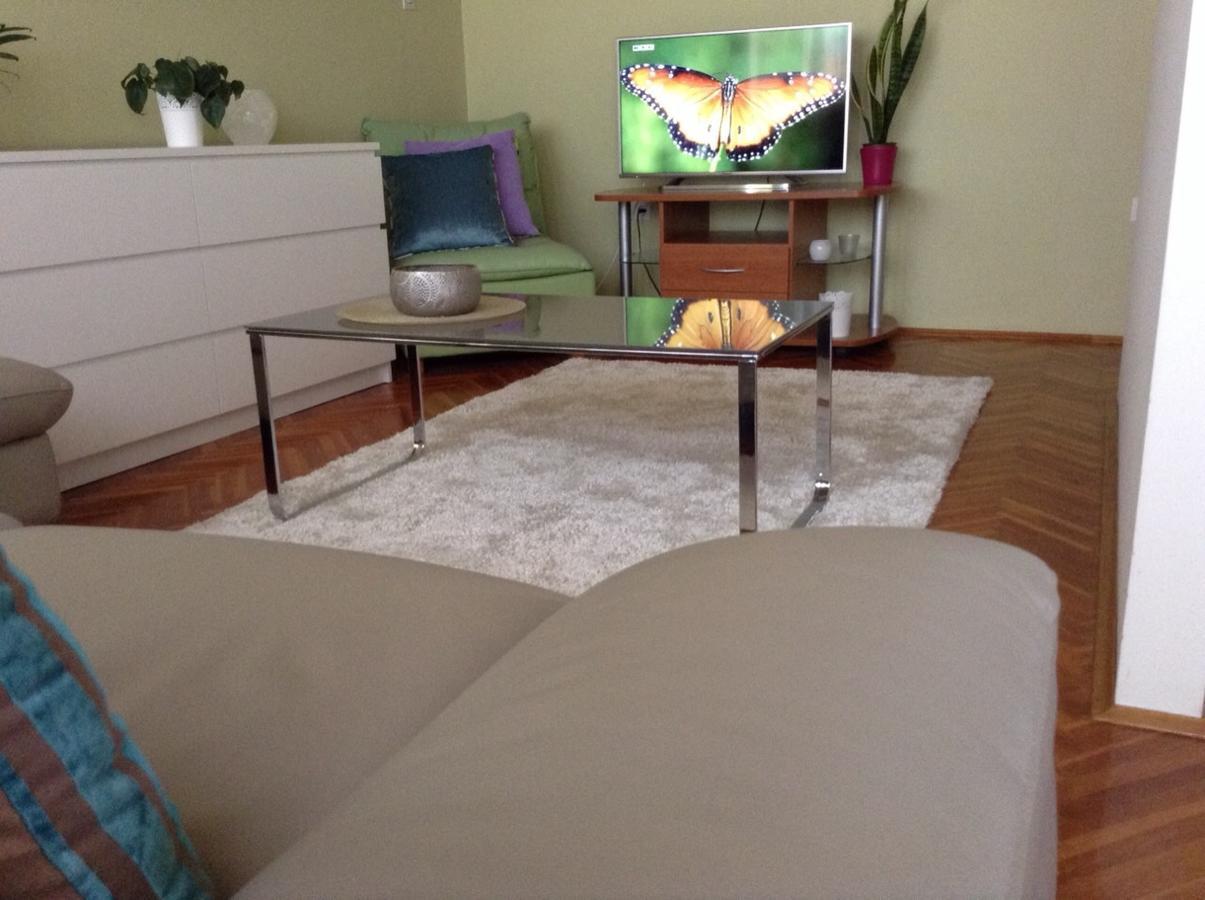 Leut Apartment *
